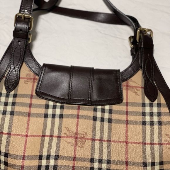 Authentic Burberry Handbag - Picture 10 of 11